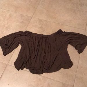 Dark green off the shoulder cropped shirt